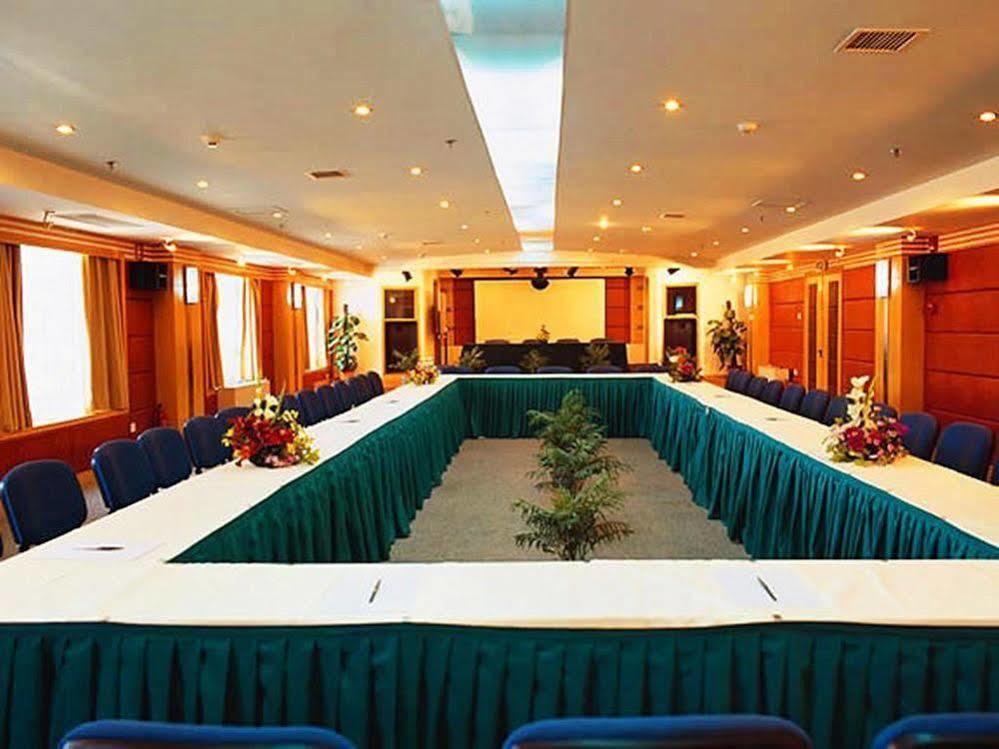 National Jade Hotel Beijing Exterior photo